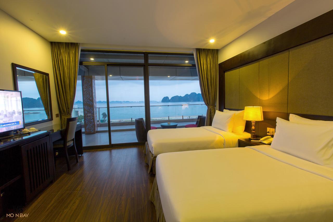 Moon Bay Ha Long Hotel Exteriör bild