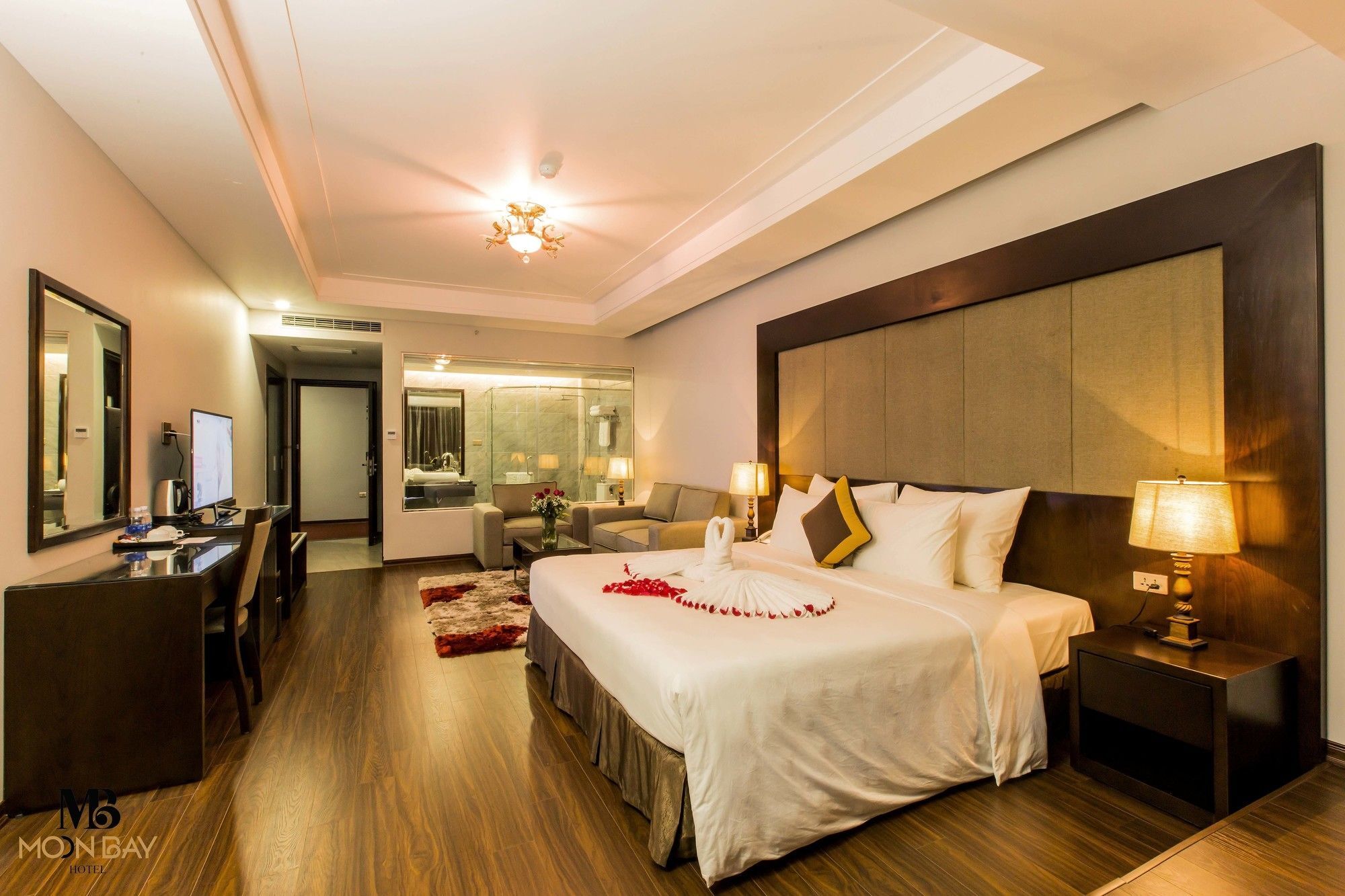 Moon Bay Ha Long Hotel Exteriör bild
